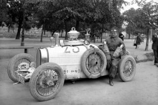 To najwyżej położona droga w Polsce, ale nie każdy tam wjedzie. Trasa słynie z prestiżowego wyścigu