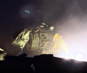 Duży pożar hali pod Warszawą