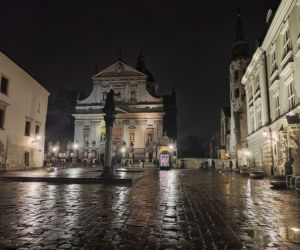 Plac św. Marii Magdaleny i pomnik Piotra Skargi w Krakowie