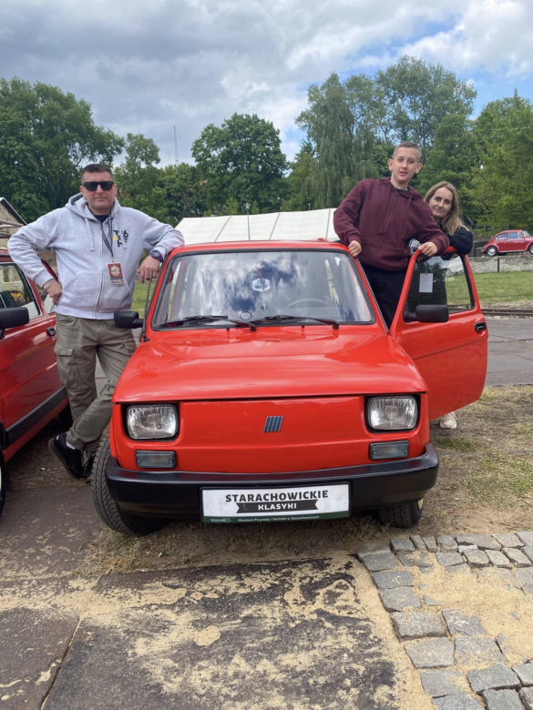 Start Sezonu Starachowickich Klasyków: Święto Motoryzacji w Sercu Przemysłowej Historii Miasta
