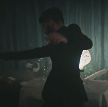 ZAYN w klipie do Ciemniejszej Stronie Greya