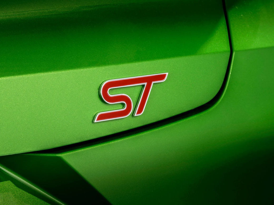 Ford Puma ST (2021)