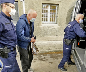 Chciał zabić rodaka: dźgał nożem i dusił