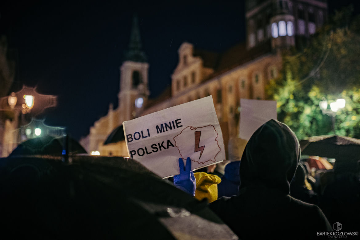 Strajk Kobiet w Toruniu 27.10.2020 - wtorkowy protest i blokada ulic
