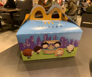 Od 4 lutego w restauracjach McDonald’s w całej Polsce dostępny jest specjalny zestaw inspirowany kultową produkcją