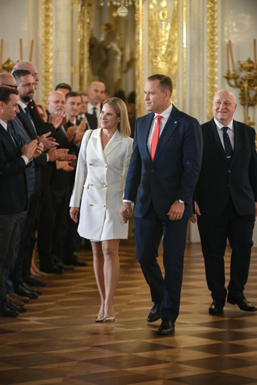  Marta Nawrocka w jasnej kreacji na Zamku Królewskim