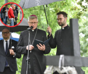 Przyszedł z nożem, skonfrontował się z prezydentem! Władze, biskup i mieszkańcy modlili się w miejscu ataku na Klaudię