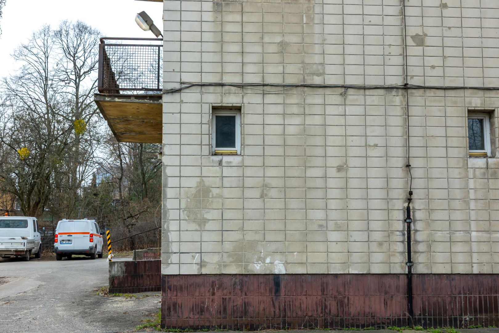 Dawna szkoła powszechna na Słomińskiego 1 w Warszawie