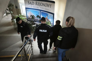 27-latek podejrzany o przemyt ludzi. Wpadł po międzynarodowych poszukiwaniach