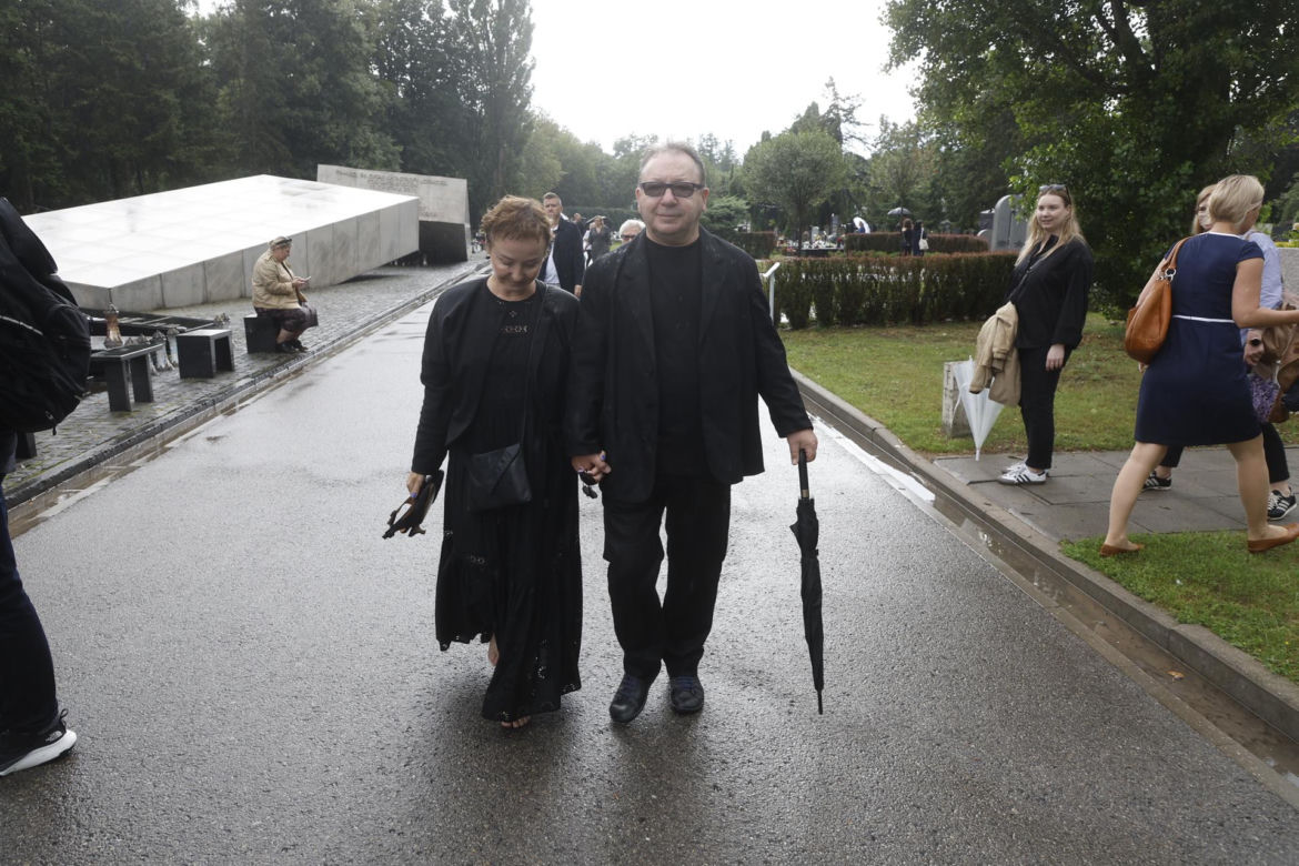 Gabriela Muskała boso na pogrzebie Joanny Kołaczkowskiej