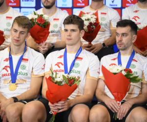 Złoci medaliści ME przywitani przez kibiców na lotnisku