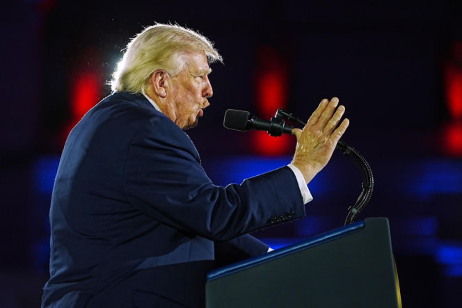 Trump ma "doradcę duchowego"! Pastor mówi o wojnie i NATO