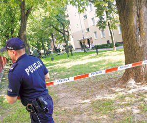 Wojskowa akcja w bloku na Woli