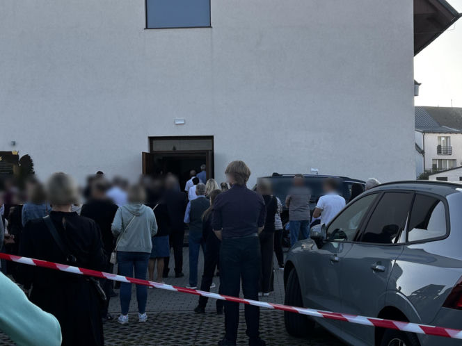 Mieszkańcy Lęborka żegnają księdza, który utonął w Darłówku