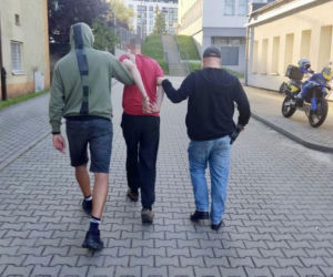 Odsiedział wyrok i wyszedł na wolność. Na własne życzenie policjanci zatrzymali go następnego dnia!