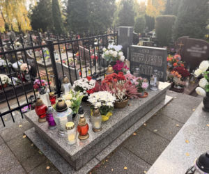 Tak dziś wygląda grób Anny Przybylskiej. Uwielbianą aktorkę pożegnaliśmy 12 lat temu