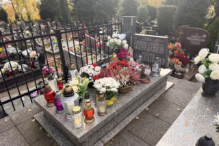 Tak dziś wygląda grób Anny Przybylskiej. Uwielbianą aktorkę pożegnaliśmy 12 lat temu