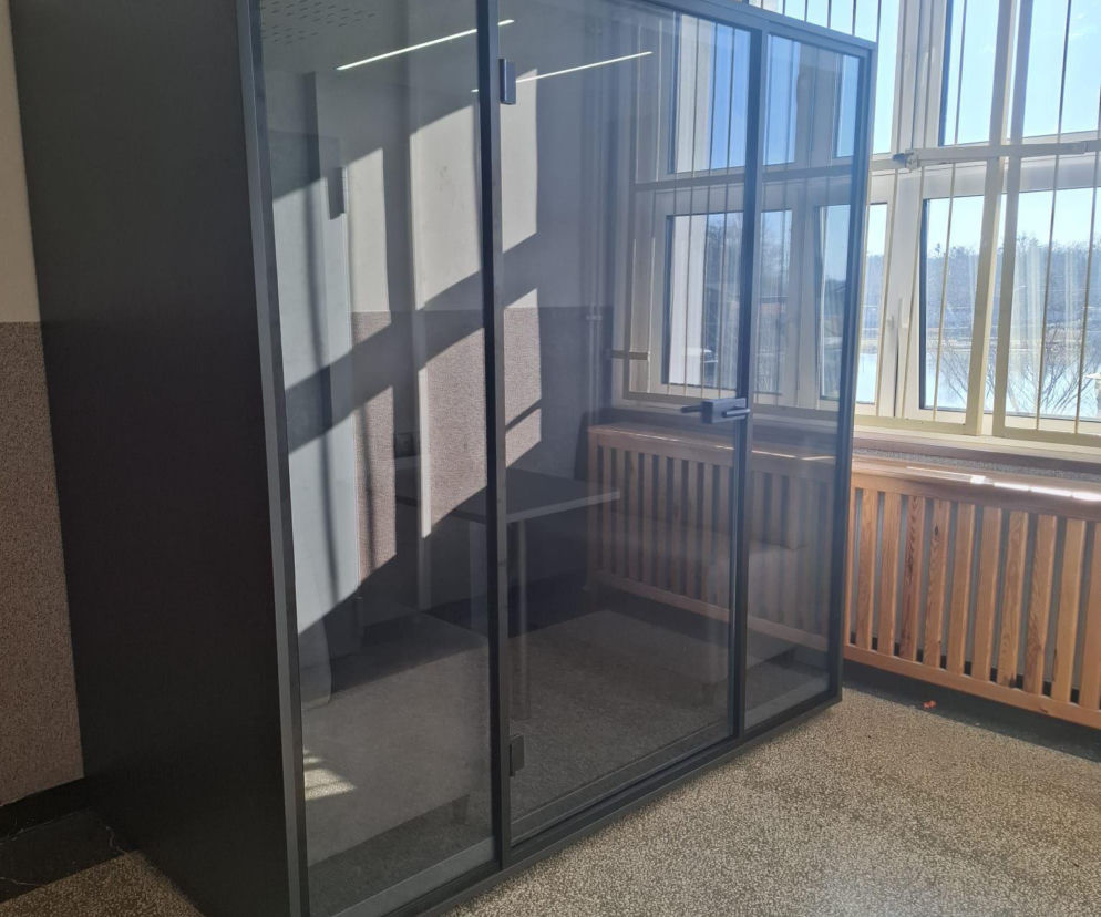 Budka akustyczna w opolskim staszicu