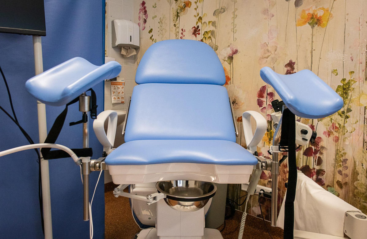 Ginekologia w świętochłowickim szpitalu ze statusem oddziału klinicznego. Szpital nawiązał współpracę z Akademią Śląską