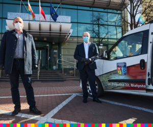 320 litrów płynu dezynfekującego dla podlaskich stacji pogotowia ratunkowego