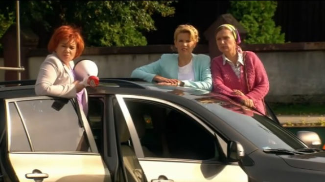 Ranczo 9 sezon odc. 115. Więcławska (Dorota Chotecka), Hadziukowa (Dorota Nowakowska), Solejukowa (Katarzyna Żak)
