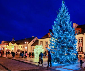 Białystok. Świąteczne iluminacje rozbłysły w mieście. Coś pięknego. Musisz to zobaczyć!