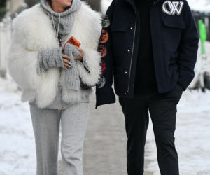 Klaudia Halejcio, mąż jej otworzył auto za całusa