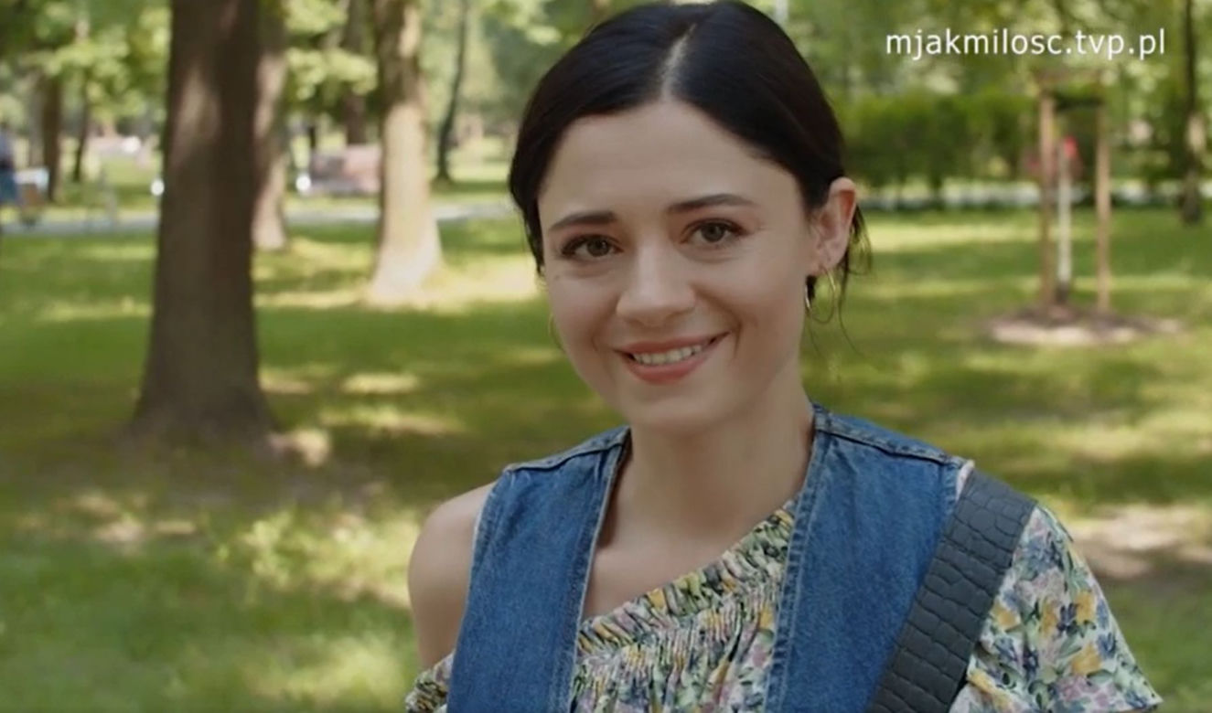 M jak miłość. Adriana Kalska (Iza)