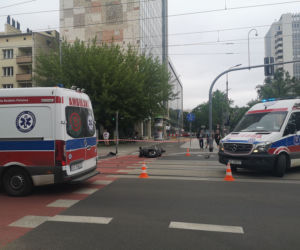 Kraków: Koszmarny wypadek motocyklisty na przejściu dla pieszych
