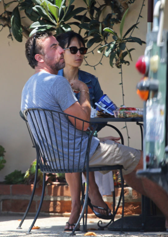 Jordana Brewster i Mason Morfit