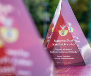 Oto najlepsi sportowcy w naszym regionie. Prezydent wręczył stypendia [ZDJĘCIA]