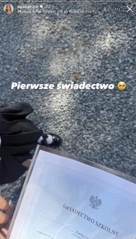 Gwiazdy pochwaliły się świadectwami dzieci