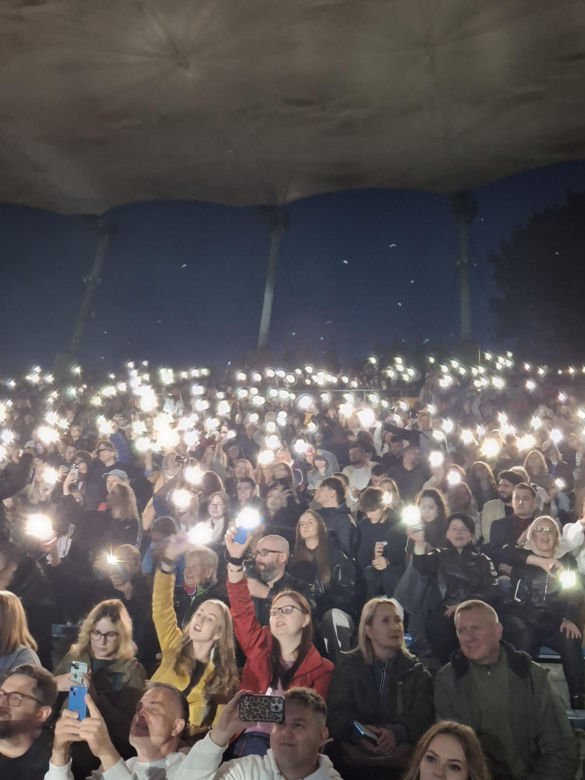 PGS Rock Festival na Kadzielni. Tłumy fanów śpiewały z LemON-em i Ewą Farną