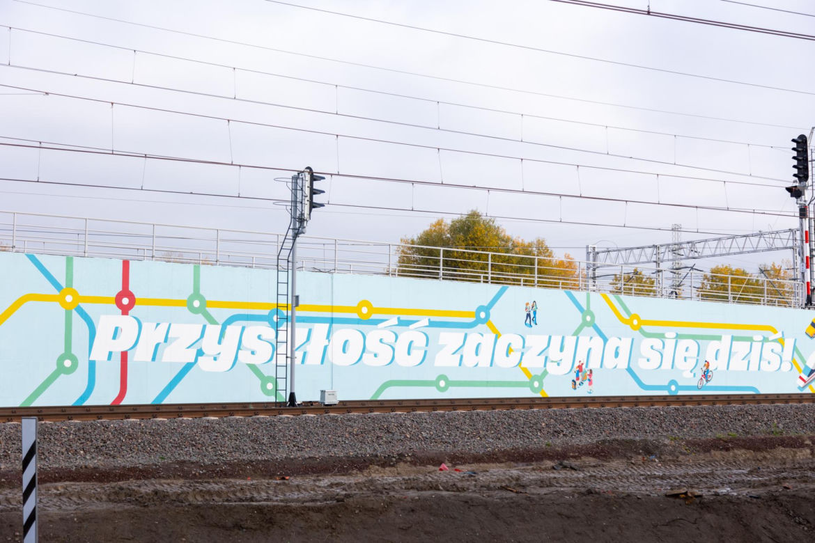300-metrowy mural przy stacji Warszawa Zachodnia