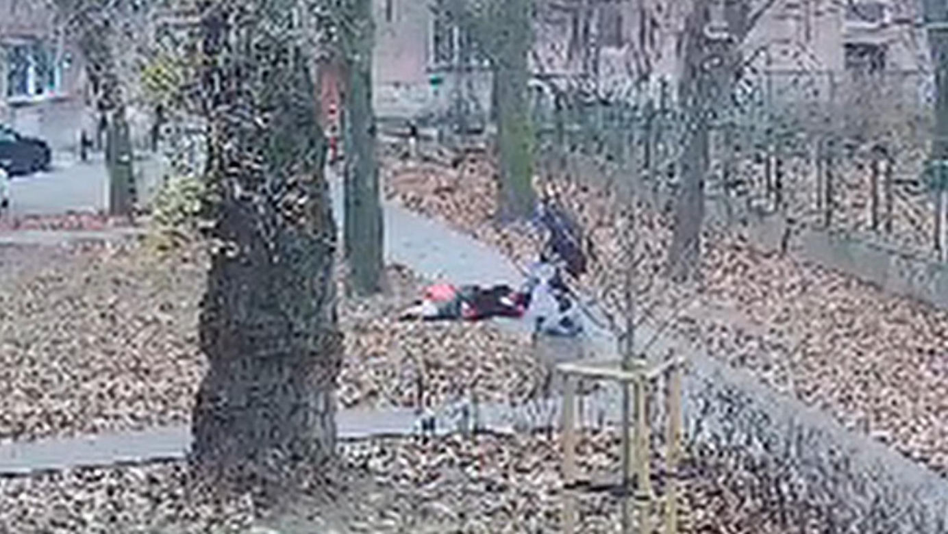 Seria napadów w Warszawie. Złodziej-multirecydywista brutalnie okradał seniorki. Jedną rzucił o chodnik!