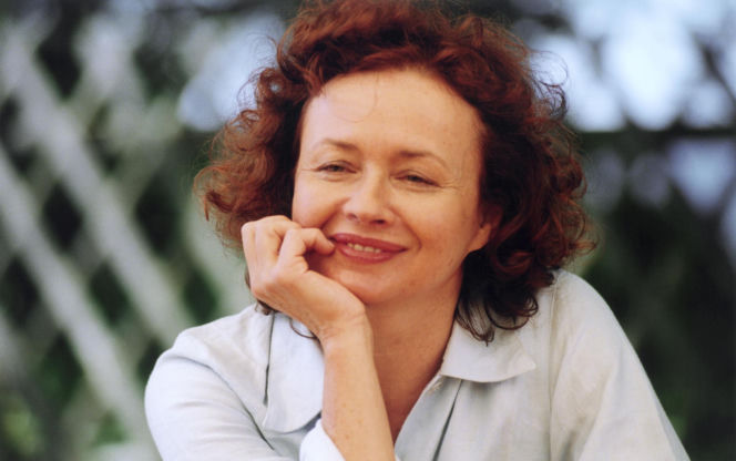 Pamiętacie jej debiut w "Czterdziestolatku"? Tak przez dekady zmieniała się Joanna Szczepkowska