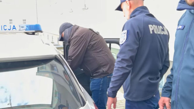 Dzielnicowy st. asp. Bartłomiej Pipka to prawdziwy rekordzista w zatrzymywaniu osób ukrywających się przed wymiarem sprawiedliwości