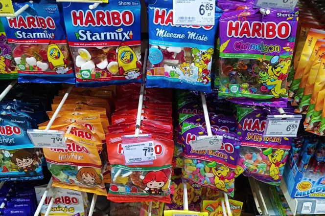 Żelki Haribo w polskich i niemieckich sklepach