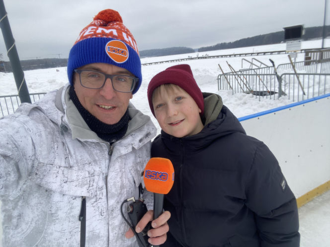 Lodowisko w Centrum Rekreacyjno-Sportowym Ukiel