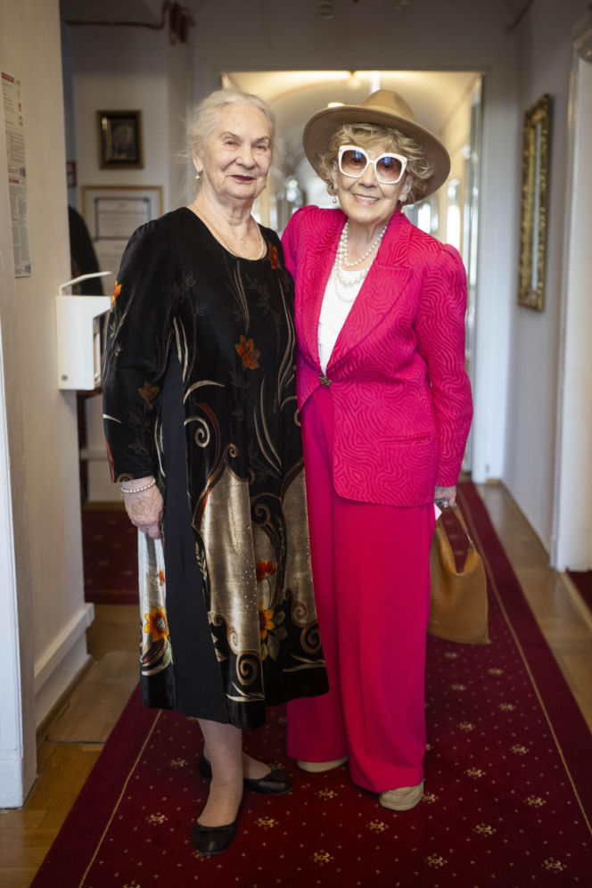 Wielkanoc w Domu Aktora w Skolimowie, Emilia Krakowska, Ryszarda Gozdowska