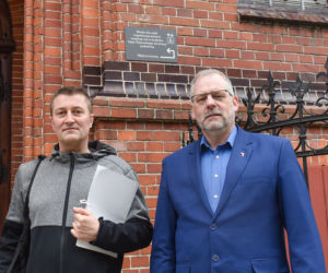 Chcą testowania sędziów na wykrywaczu kłamstw czy nie są gangsterami