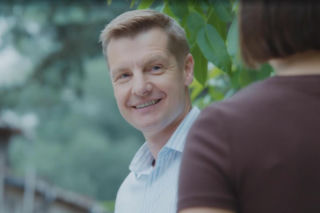 M jak miłość. Paweł (Rafał Mroczek),  Agnes (Amanda Mincewicz)