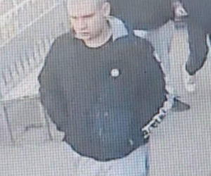 Atak na kontrolerkę MPK Wrocław. Policja szuka mężczyzny [ZDJĘCIE]