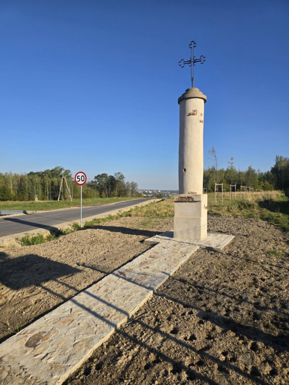 Kolumna z 1843 roku stanęła na drodze obwodnicy. Kryła historię zburzonego kościoła