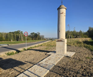Kolumna z 1843 roku stanęła na drodze obwodnicy. Kryła historię zburzonego kościoła