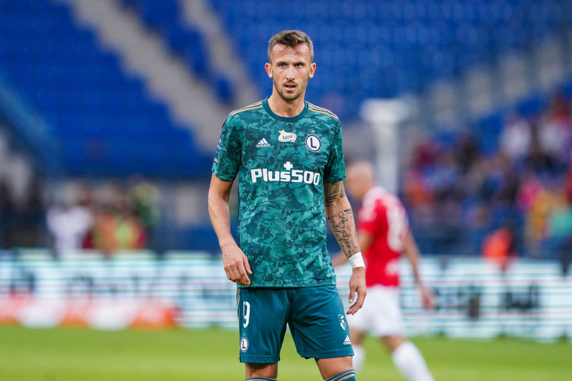 Tomas Pekhart - 35376 zł tygodniowo
