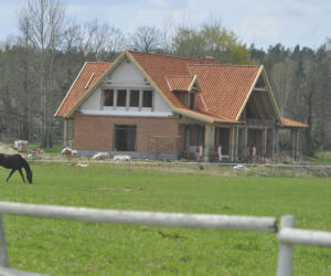 Kraśko buduje dom na Mazurach 