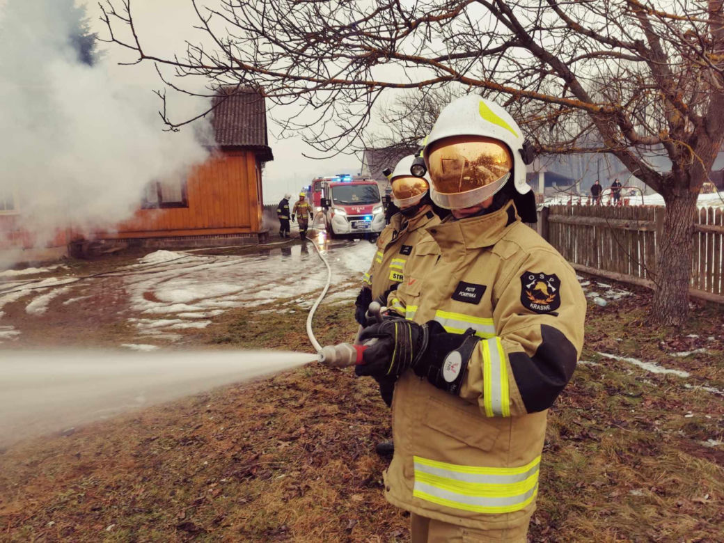 Pożar drewnianego budynku w Majdanie Sieniawskim. Z chaty pozostały zgliszcza