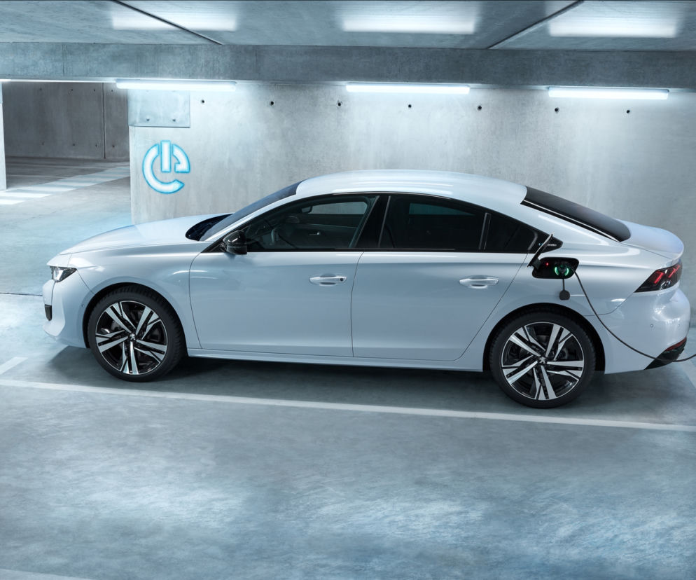 Peugeot 508 HYBRID