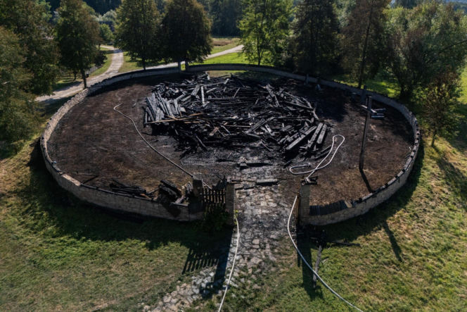 Krzyż przetrwał inferno. Zadziałała opatrzność?